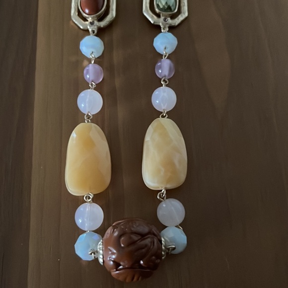 Long necklace with natural stones. - Picture 9 of 10
